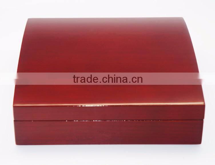 Custom design handmade wooden gift box for jewelry packaging