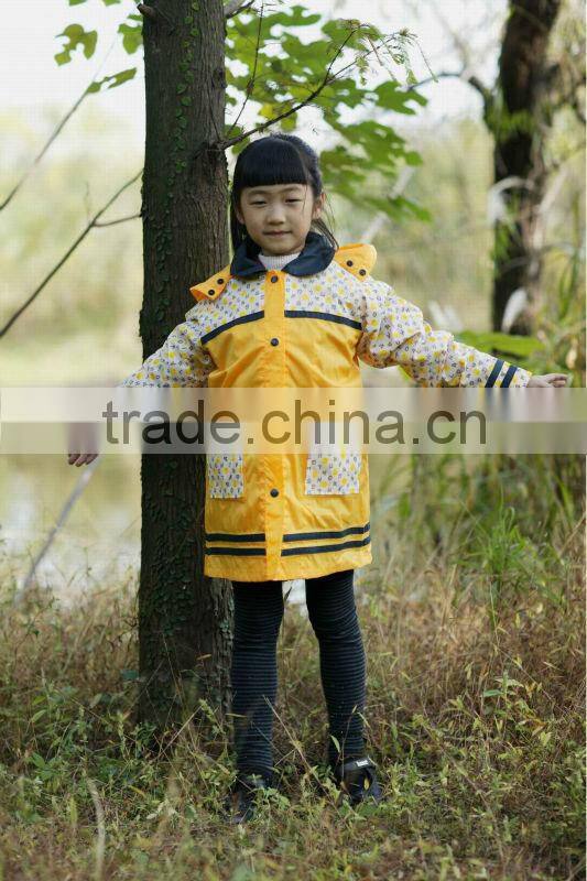 children fashion waterproof coat, rain clothes