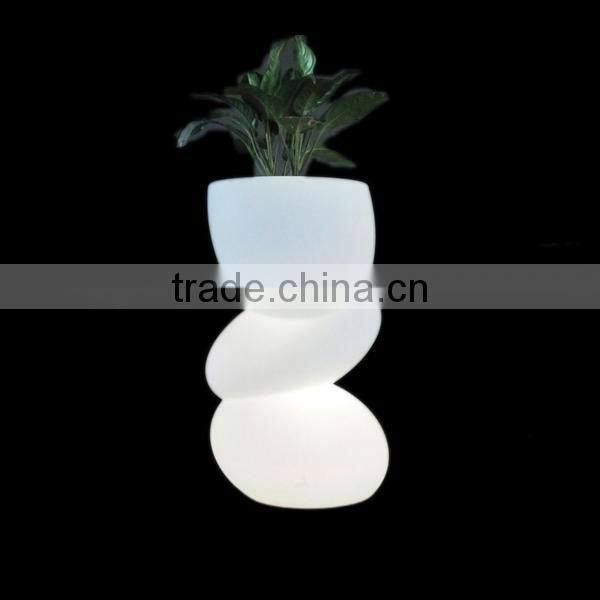 Newly Roto Molding LED Pot LG-4680