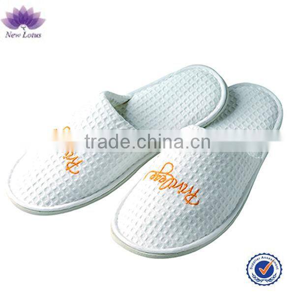 Hot sales high grade closed toe coloured hotel velvet disposable slipper