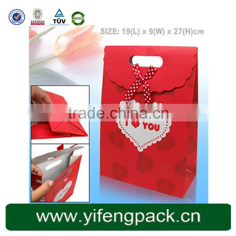 Custom black strip printed laminated kraft paper custom chocolate gift bags with twisted handle