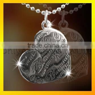 shiny polished like mirror heard shape with shiny cz inlaid titanium or stainless steel pendant