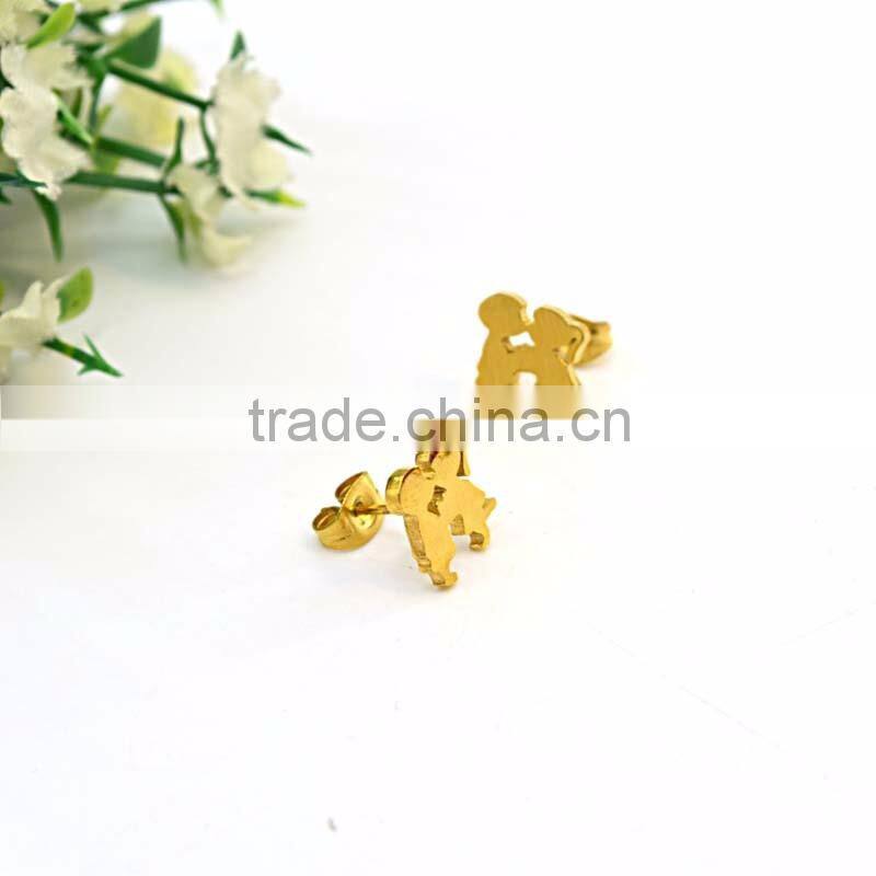 small gold earrings couple kiss daily wear earrings