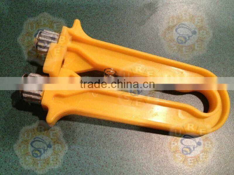 Durable popular beekeeping equipment wire crimper