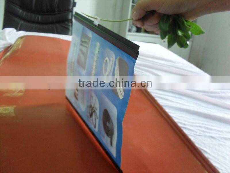 plastic colorful calendar hanger