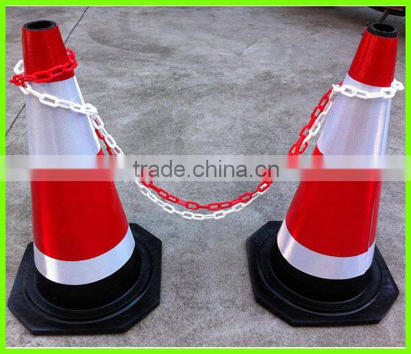 roadway reflective safety warning chain