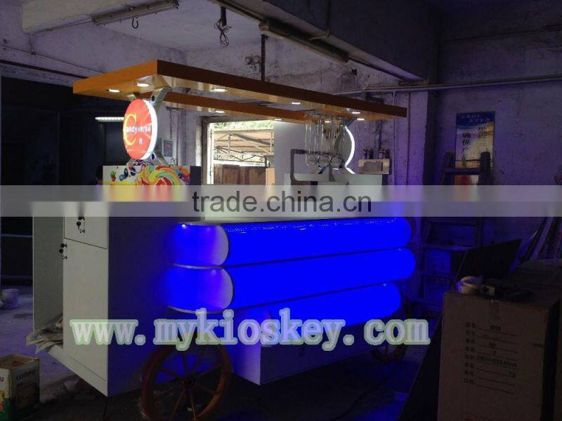 Lasted customized candy store furniture, candy shop interior design, candy kiosk design for mall