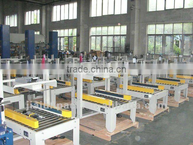 semi automatic flaps folding carton box sealing machine
