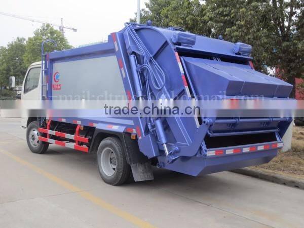 95 hp 4*2 DONGFENG mini garbage compactor 4 m3