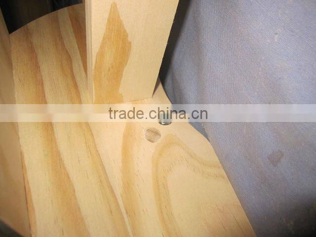 2015 Bedroom, living room corner faceplate shelf