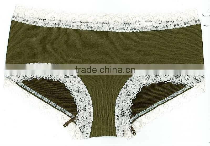 seamless sex lady brief with lace
