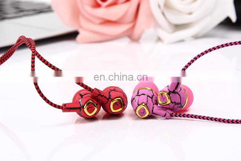 Crackle Wired Earphones 3.5mm Serpentine Braided Cable Headset With Mic for Intelligent Mobile Phone