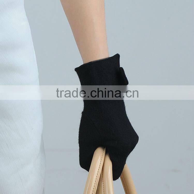 magic knitted woolen glove with matching bow tie on vent