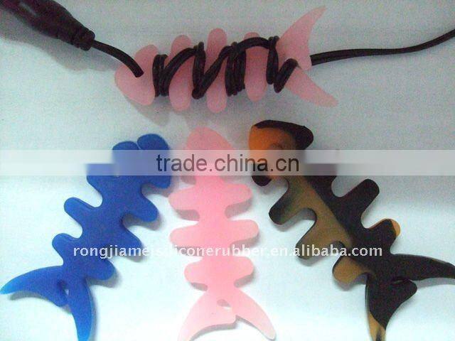Silicone fish shape the headset bobbin winder
