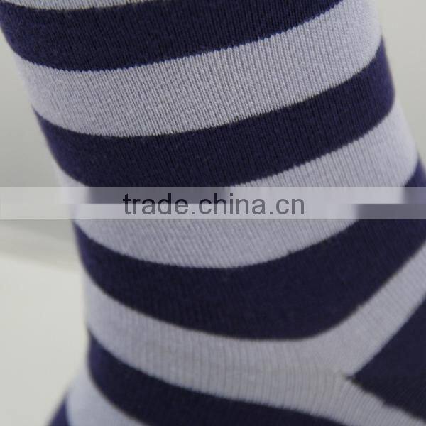 GSM-134 Hot Sale Custom Supply OEM Service Fashion Style Men Bamboo Business Socks