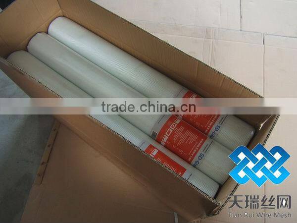 Alkali resistant 4x4 & 5x5mm construction fiberglass mesh