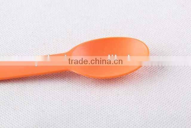 Degradable disposable plastic spoon