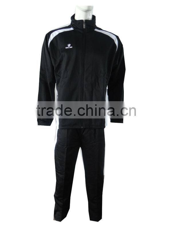 china cheap tracksuit sportswear