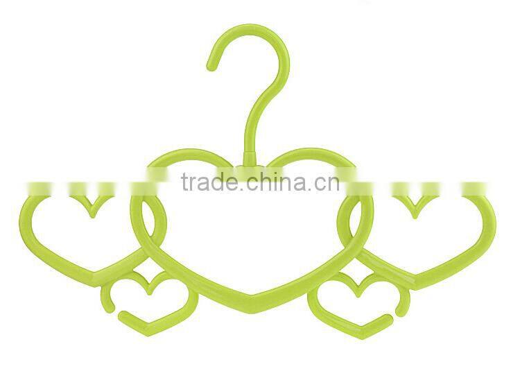 Colorful Heart Shaped Scarf Organizer, Plastic Scarf Holder