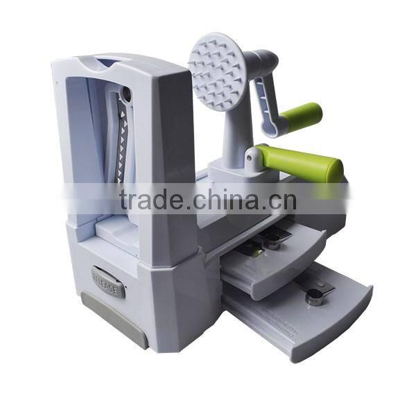 Low MOQ workable One-step service support tri-blade plastic spiral vegetable slicer for vegetable