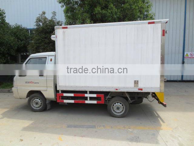 Fonton Forland 4*2 Mini Gasoline Refrigerated van Truck