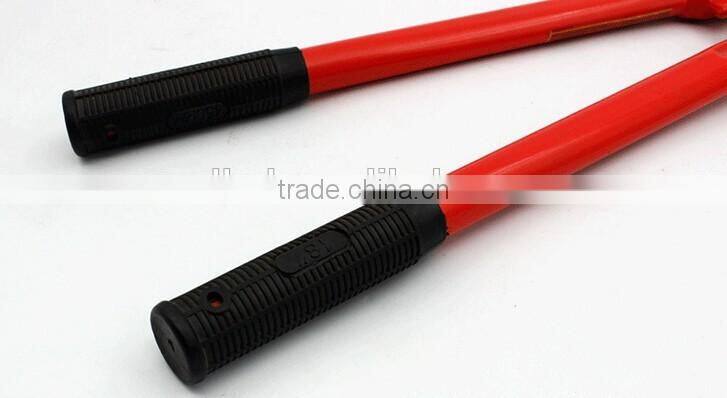 Bolt cutters with adjustable arm