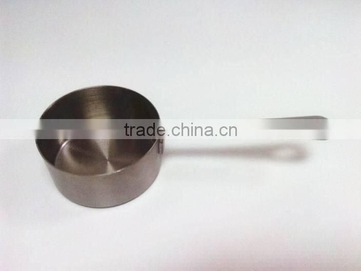 China Factory Custom Stainless Steel Measuring Cup In Kitchen