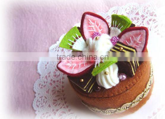 2017 hight quality new products hot sale interior home decoration handmade promotion felt happy birthday cake made in China