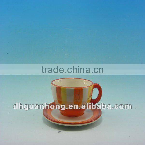 Ceramic cup with tea pot for dinnerware