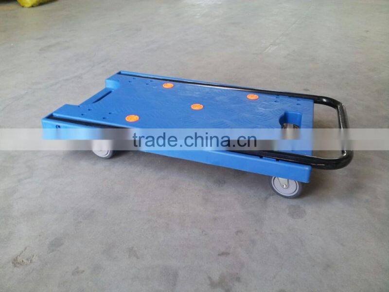 Foldable handtruck