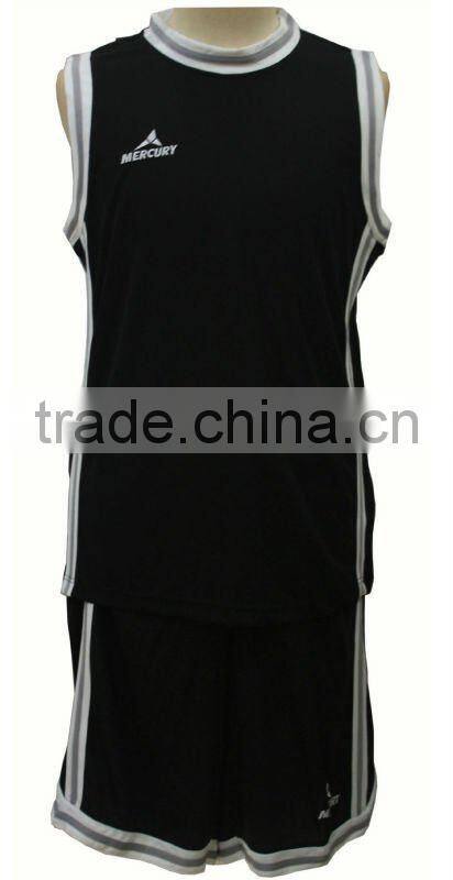 Man basketball set design