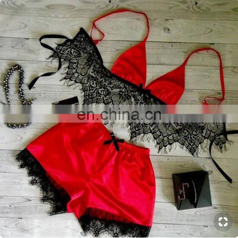 2022 Cheap Price  Women Lace Pajamas With Chest Pads Women Silk Pajamas