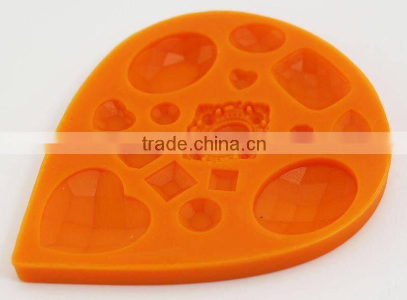 Custom design and Multi-shaped fondant and gumpaste tools