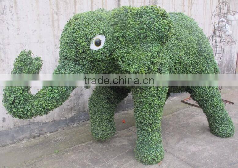 Factory handmade fake animal shape grass plant elephant green plant for garden ornaments