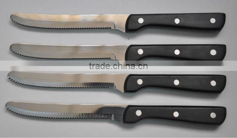 POM handle steak knife