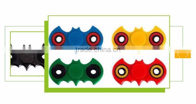 New product bat shape finger 360 rotation toys rainbow spinner