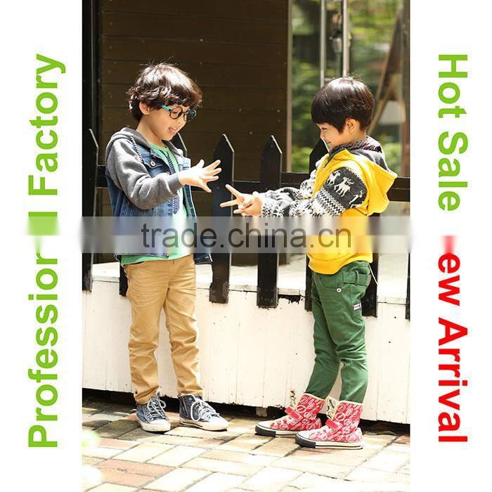 Wholesale kids apparel overruns from Chinese factory