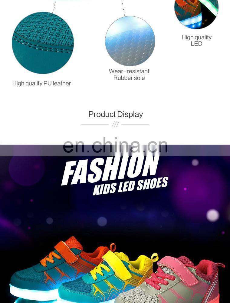Factory Wholesale New design Light up shoes Children kids LED shoes sneakers Latest Cool footwear for girls boys