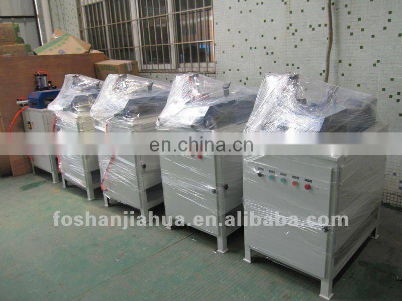 90 degrees of gas-liquid swing table cut for Aluminum windows and doors