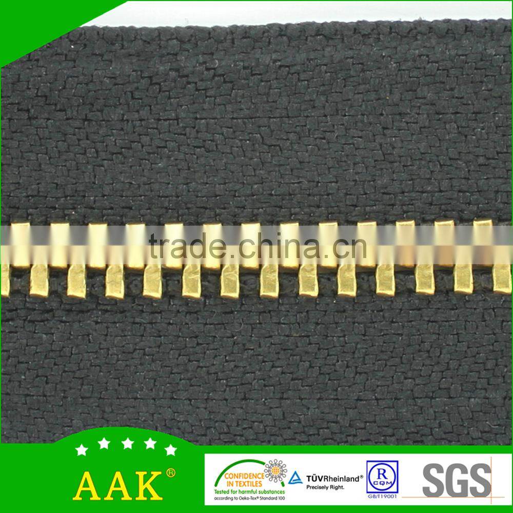 Ladies jeans factory china matching production 4# brass y teeth C/E zippers