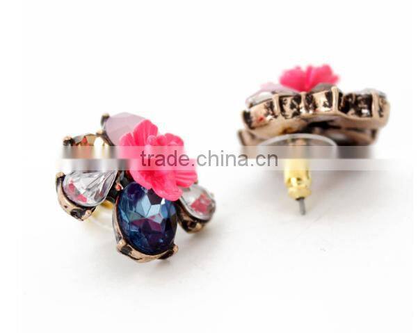 Wholesale Woman Fashion Crystal Earring Flower Diamond Stud Earrings