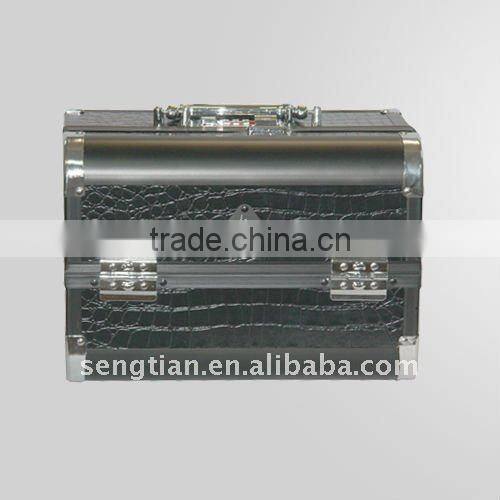 Toiletry Case---D2960MK (black color, medium size )