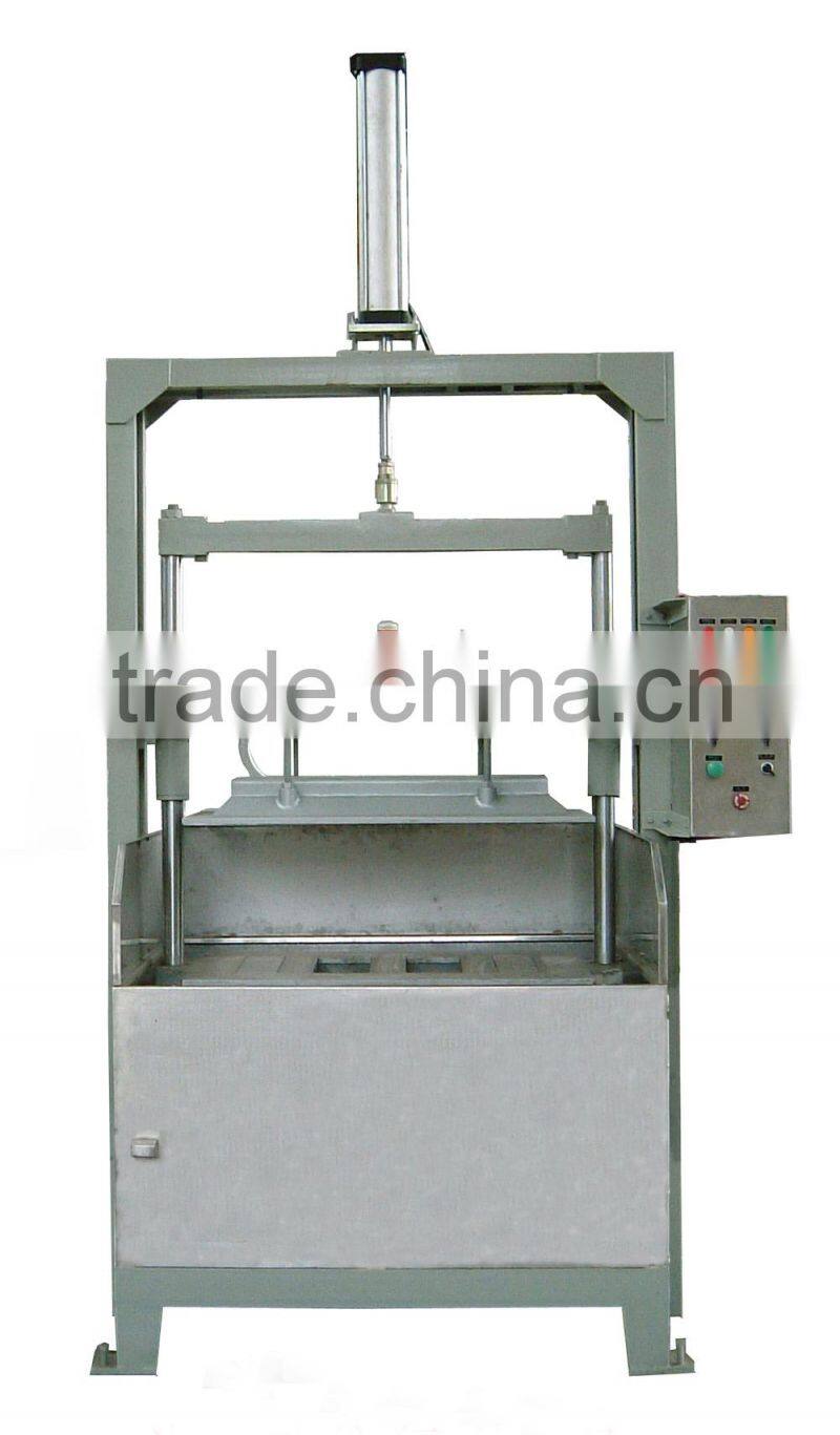 Small compact semi-automatic paper pulp egg tray molding machine 400 pcs/hour