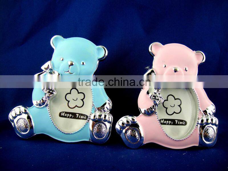 Digital photo frame for baby birthday gift