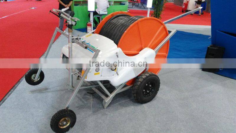 Center pivot irrigation system