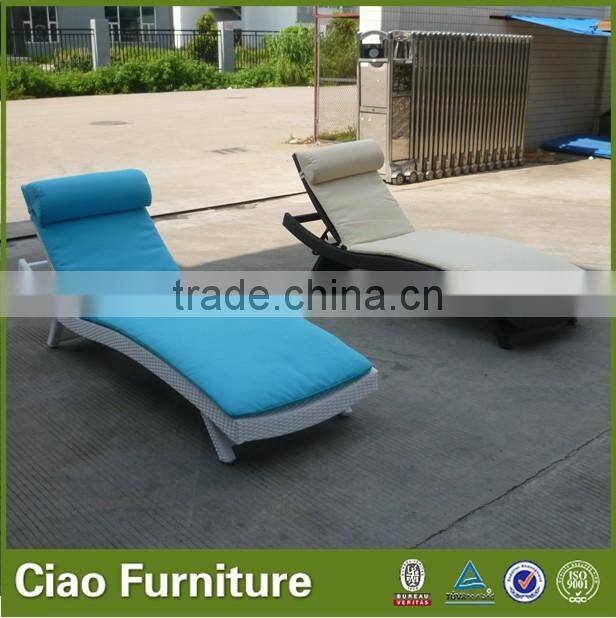 Stackable outdoor lounge chair rattan pool sun lounger