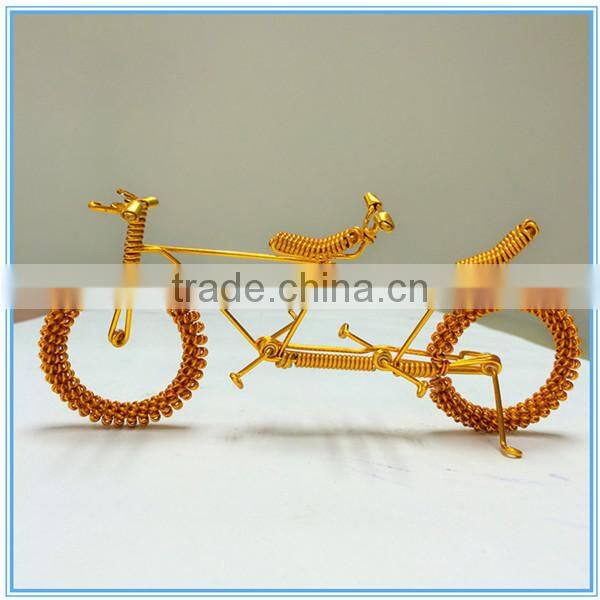 Wholesale good quality handmade beautiful couples sexy girl and boy metal pendant key chains