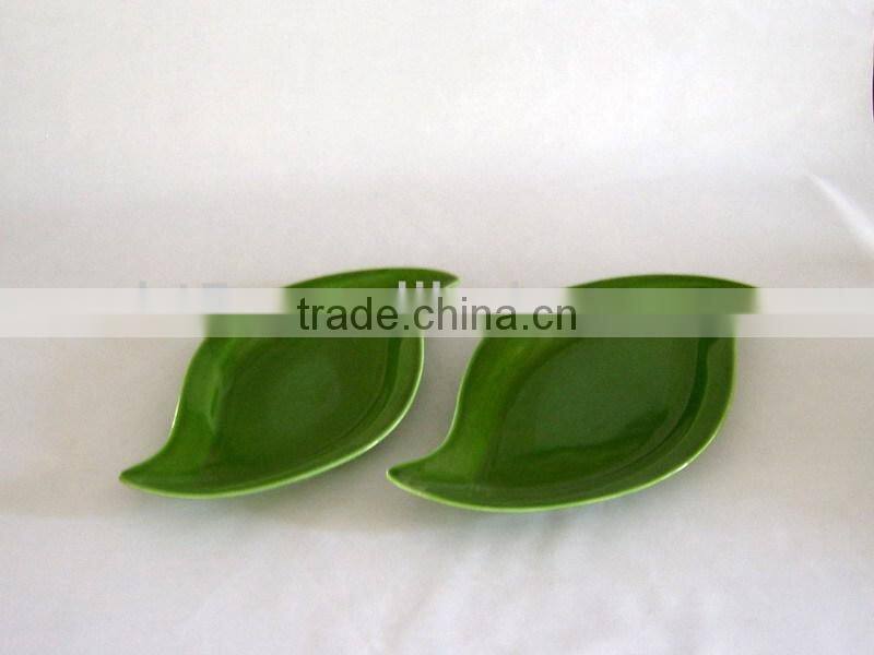 cheap glazed ceramic leaf plate dish