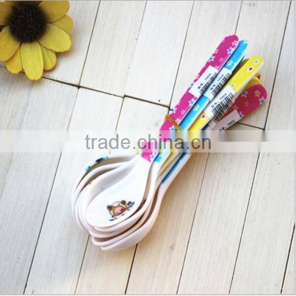 wholesale cartoon pp plastic spoons/custom wholesale cartoon plastic spoons manufacturer/OEM pp plastic spoons wholesale