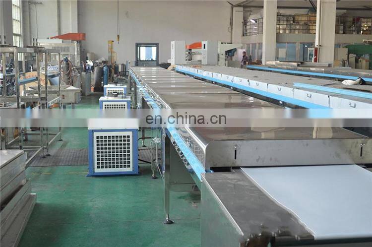 Hot sell automatic gummy jelly vitamin bear candy production line Automatic CBD Gummy Vitamin Making Machine